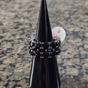 Sophisticated Black Stone Ring